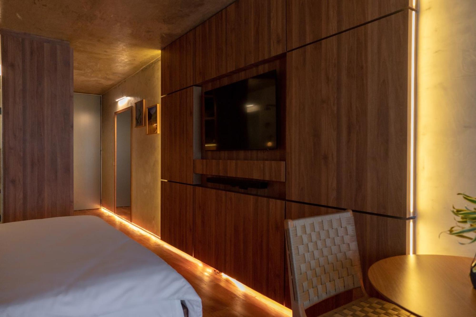 Duke Beach Hotel 마레지아스 외부 사진