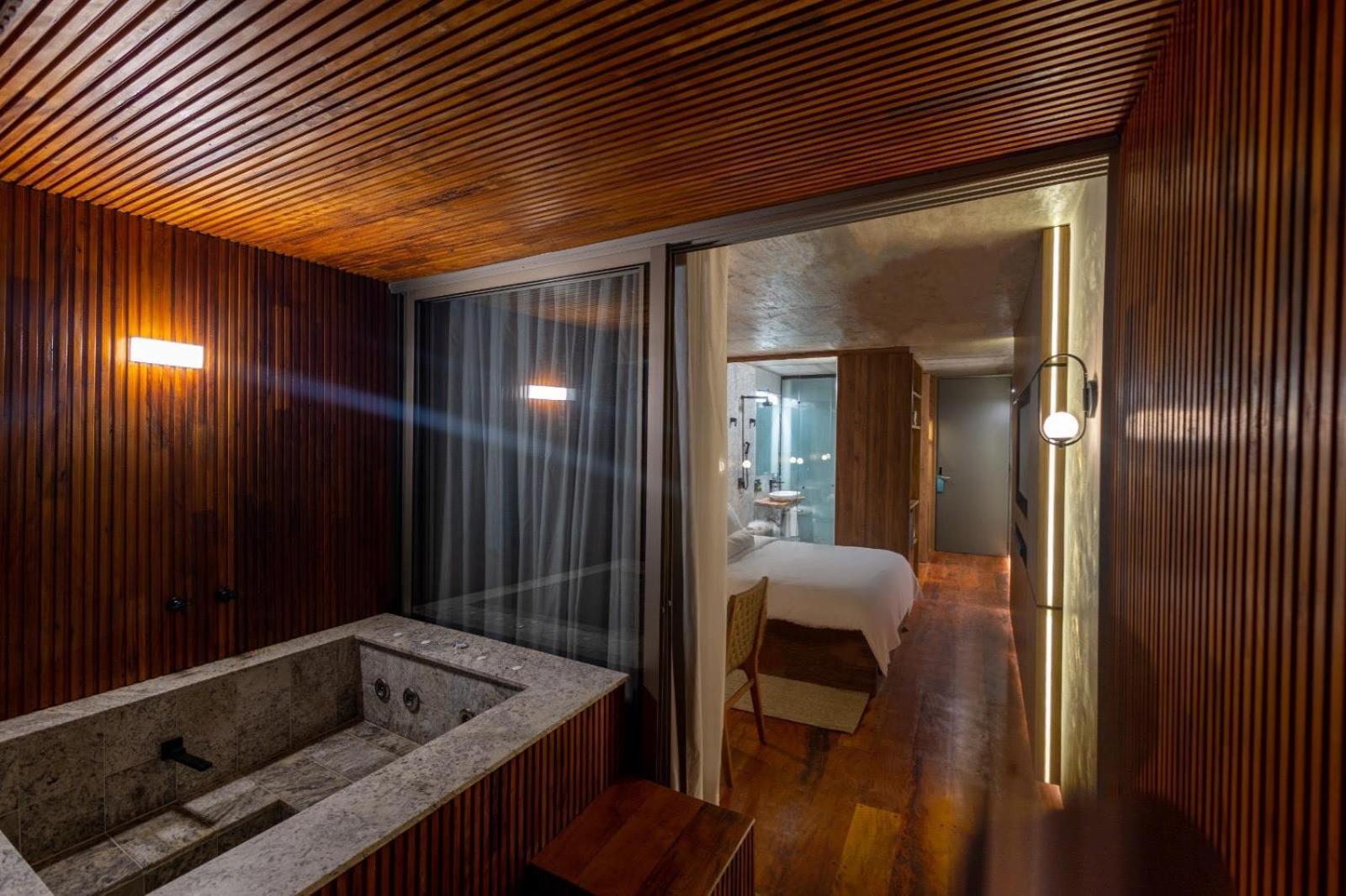 Duke Beach Hotel 마레지아스 외부 사진