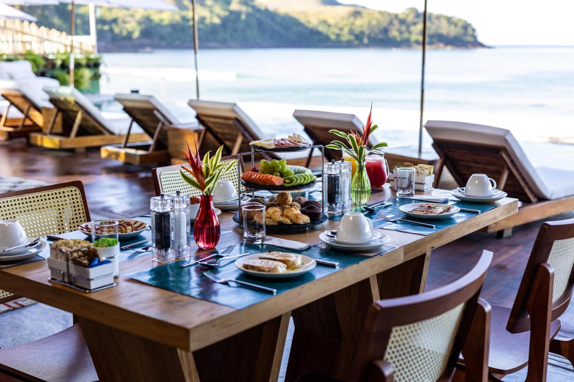 Duke Beach Hotel 마레지아스 외부 사진